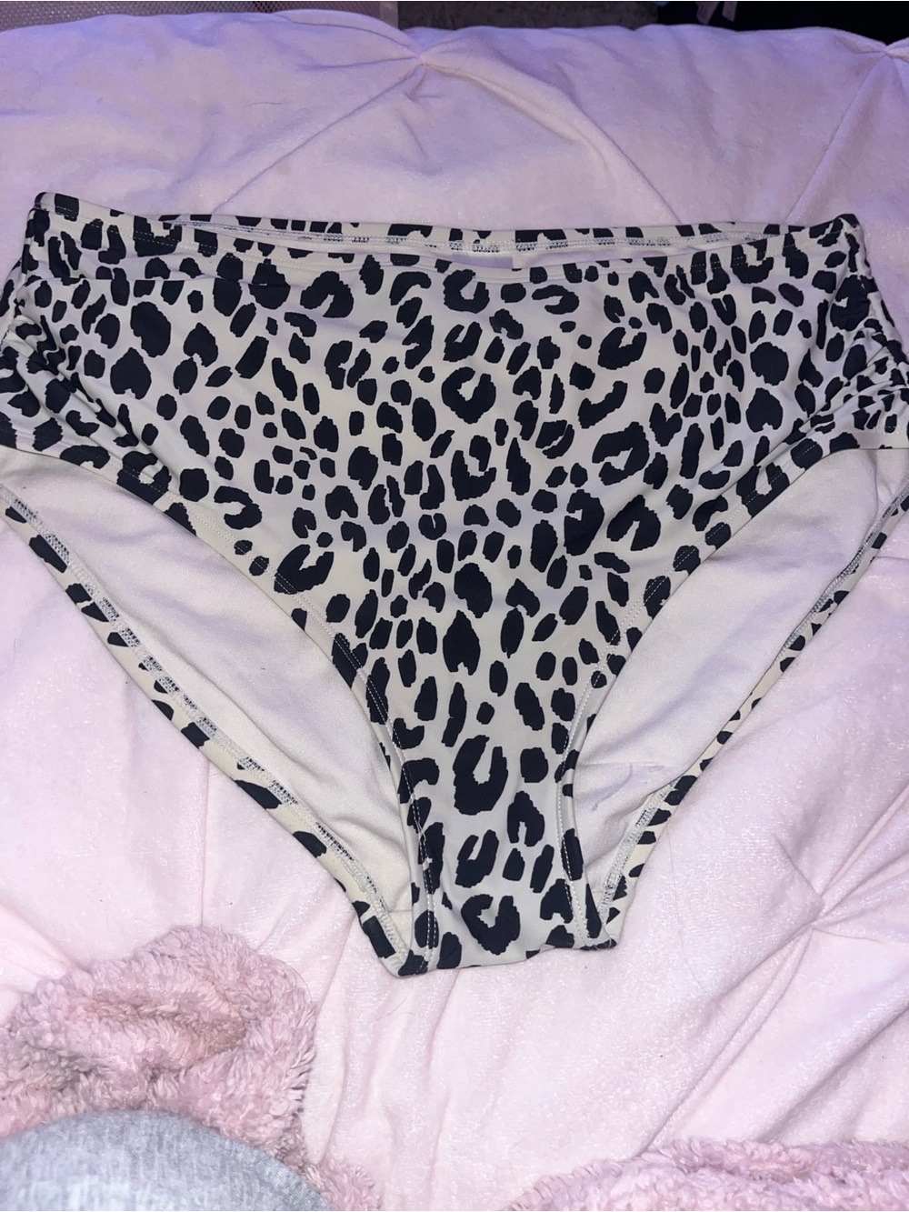 Kona Sol Pink Leopard-Trim Bikini Bottoms